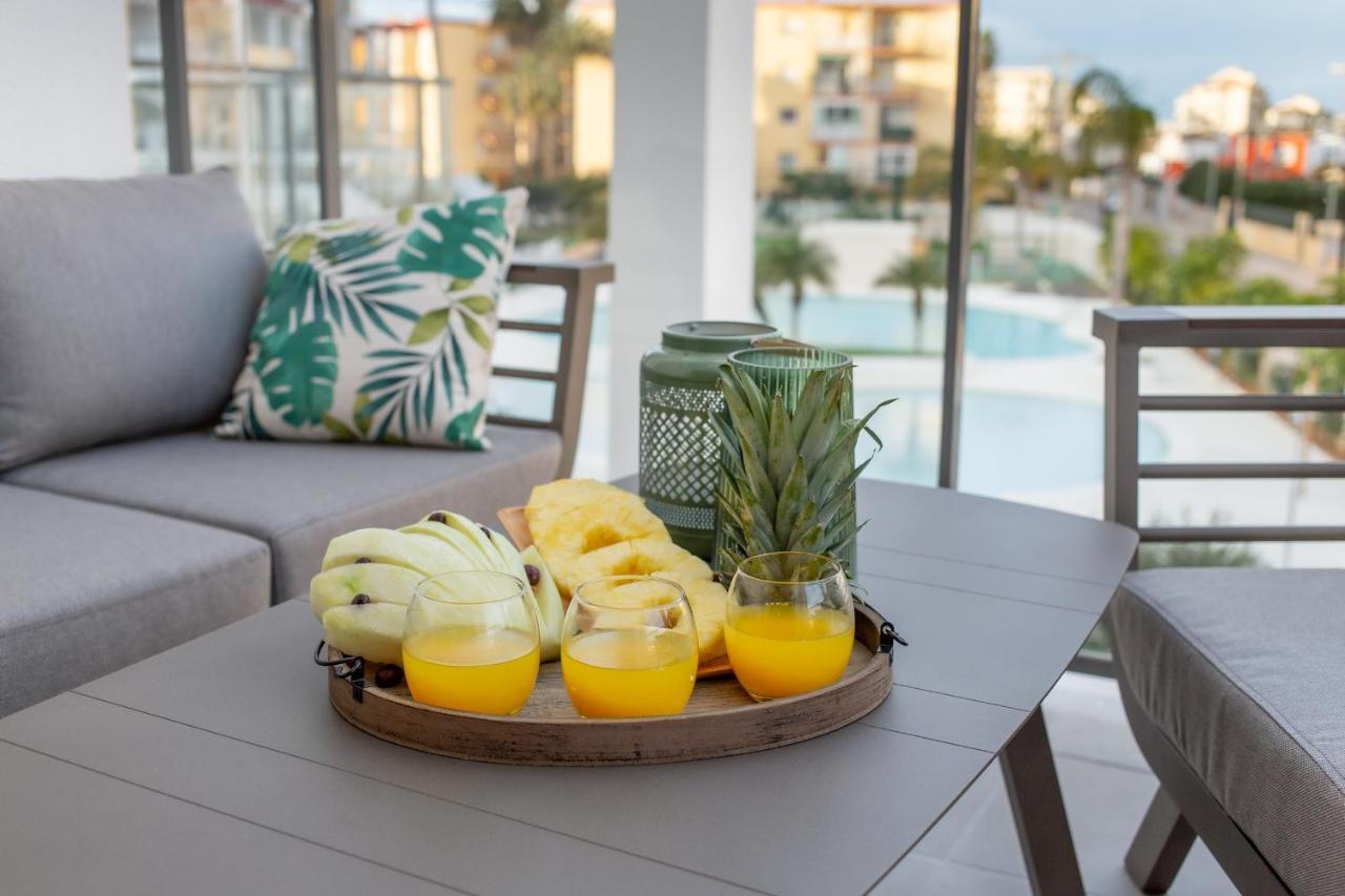 Sunny Apartment In Denia With Outdoor Swimming Pool And Garage Parking Place Included, 300M From The Sandy Beach Ngoại thất bức ảnh