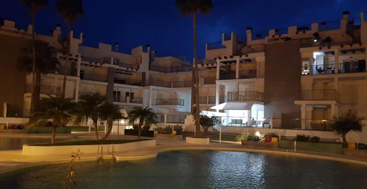 Sunny Apartment In Denia With Outdoor Swimming Pool And Garage Parking Place Included, 300M From The Sandy Beach Ngoại thất bức ảnh